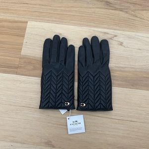 coach leather gloves